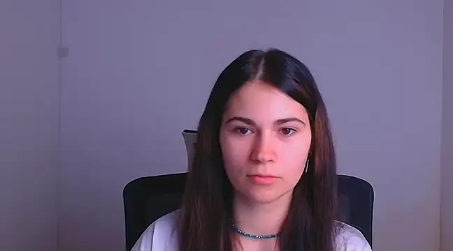 Snapshot of Loon_Amore chatting on 12/09/24, 07:07 Loon Amore online show from 12/09/24, 07:07