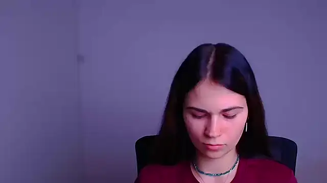 Snapshot of Loon_Amore chatting on 12/13/24, 07:21 Loon Amore online show from 12/13/24, 07:21