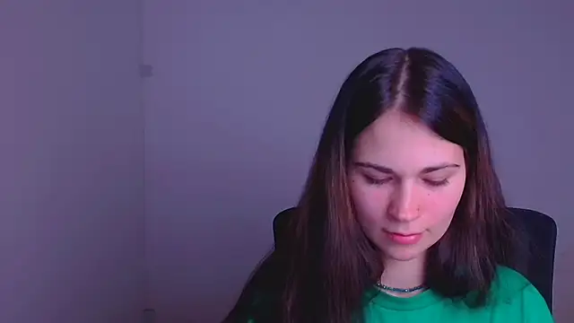 Snapshot of Loon_Amore chatting on 12/25/24, 07:34 Loon Amore online show from 12/25/24, 07:34