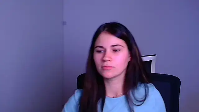 Snapshot of Loon_Amore chatting on 01/02/25, 10:55 Loon Amore online show from 01/02/25, 10:55