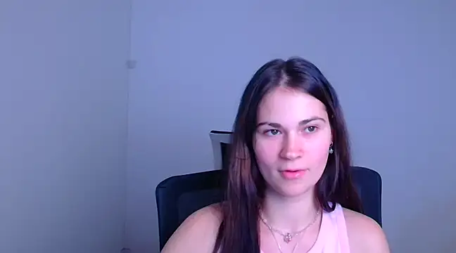 Snapshot of Loon_Amore chatting on 01/23/25, 10:22 Loon Amore online show from 01/23/25, 10:22