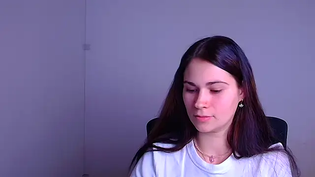 Snapshot of Loon_Amore chatting on 01/27/25, 07:35 Loon Amore online show from 01/27/25, 07:35