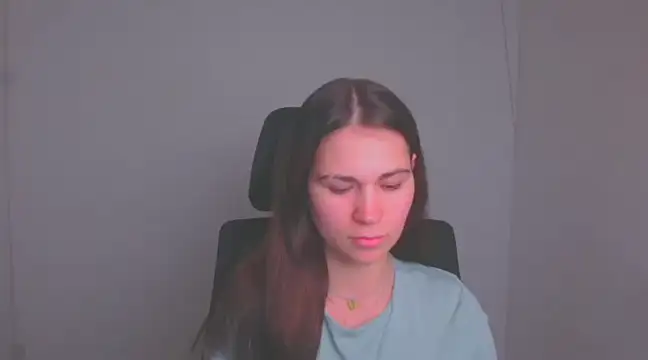 Snapshot of Loon_Amore chatting on 02/03/25, 07:52 Loon Amore online show from 02/03/25, 07:52