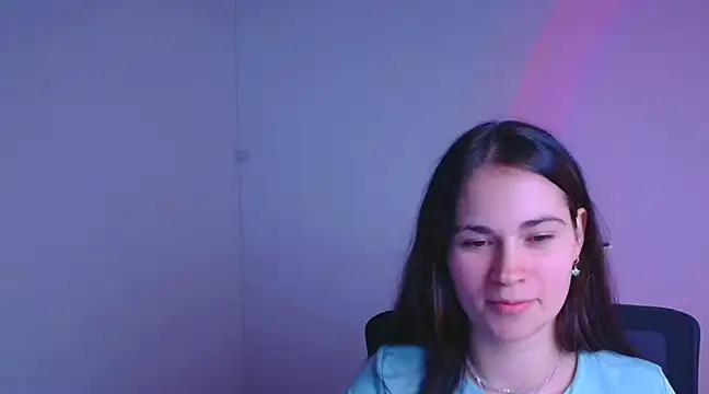 Snapshot of Loon_Amore chatting on 02/03/25, 10:54 Loon Amore online show from 02/03/25, 10:54