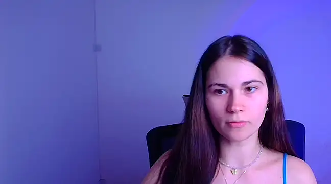 Snapshot of Loon_Amore chatting on 02/07/25, 07:38 Loon Amore online show from 02/07/25, 07:38