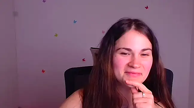 Snapshot of Loon_Amore chatting on 02/21/25, 10:37 Loon Amore online show from 02/21/25, 10:37