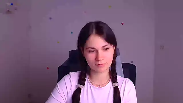 Snapshot of Loon_Amore chatting on 03/02/25, 07:56 Loon Amore online show from 03/02/25, 07:56