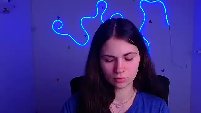 Snapshot of Loon_Amore chatting on 03/05/25, 07:49 Loon Amore online show from 03/05/25, 07:49