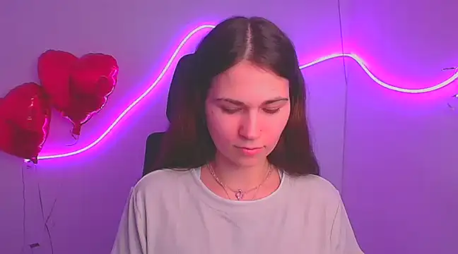 Snapshot of Loon_Amore chatting on 03/09/25, 10:41 Loon Amore online show from 03/09/25, 10:41