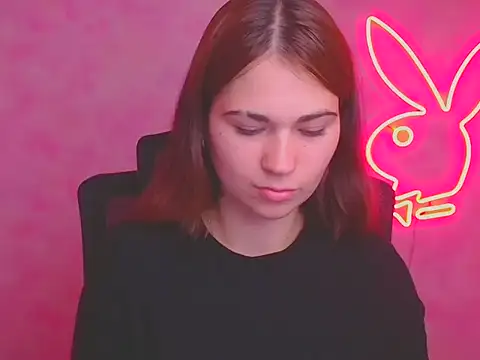 Snapshot of Loon_Amore chatting on 09/27/25, 06:07 Loon Amore online show from 09/27/25, 06:07