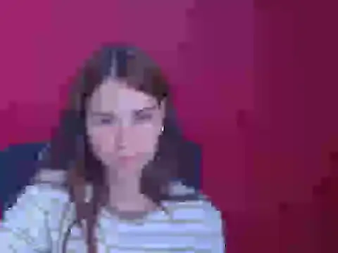 Snapshot of Loon_Amore chatting on 10/08/25, 12:25 Loon Amore online show from 10/08/25, 12:25