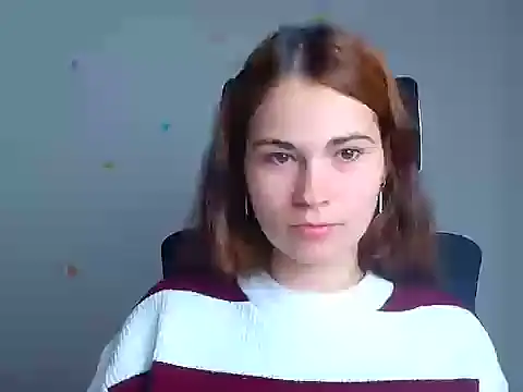 Snapshot of Loon_Amore chatting on 10/17/25, 05:54 Loon Amore online show from 10/17/25, 05:54