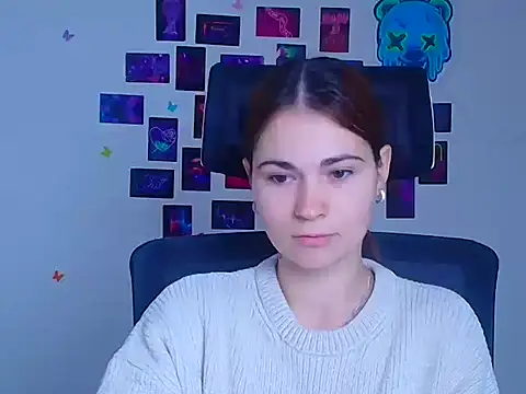 Snapshot of Loon_Amore chatting on 11/16/25, 07:14 Loon Amore online show from 11/16/25, 07:14