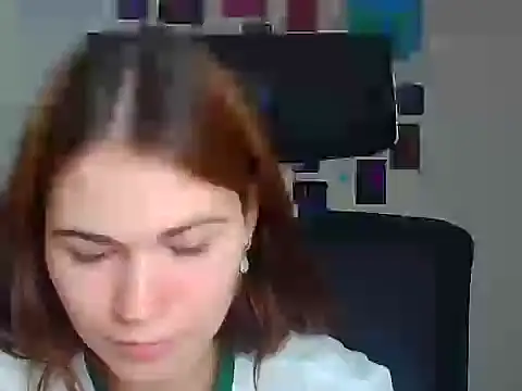 Snapshot of Loon_Amore chatting on 12/01/25, 07:13 Loon Amore online show from 12/01/25, 07:13