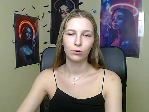 StrangerGi online show from 05/28/26, 06:21