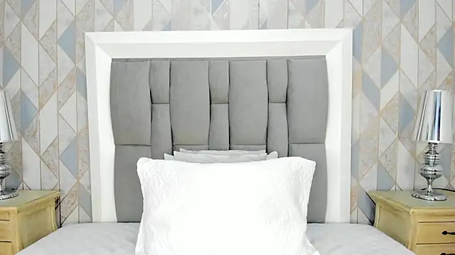 anais cooper online show from 02/12/25, 11:40