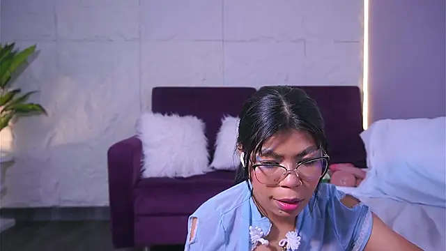 CailynBrowm online show from 02/01/26, 04:55