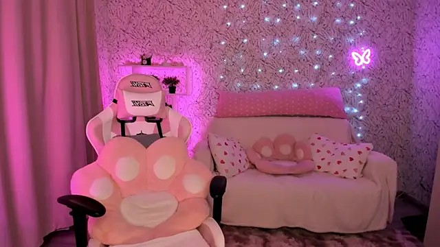 luna cross online show from 02/02/25, 06:15