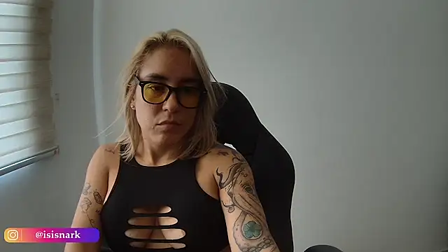 Isis69  online show from 10/31/25, 09:16