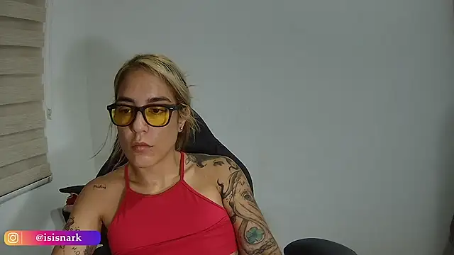 Isis69  online show from 11/12/25, 12:00