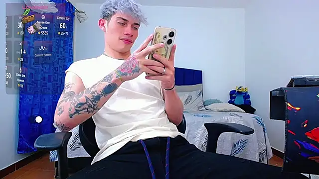 thiagomurphyy online show from 01/08/25, 04:23