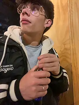 thiagomurphyy online show from 11/13/25, 01:59