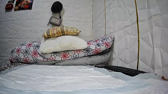 Mendoza Amaranata online show from 10/10/25, 06:01