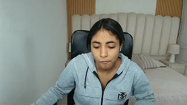 shaneelle online show from 03/21/26, 03:11