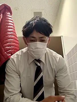 Snapshot of RYOTA8888888888 chatting on 03/05/25, 07:27 RYOTA8888888888 online show from 03/05/25, 07:27