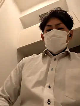 Snapshot of RYOTA8888888888 chatting on 03/07/25, 05:51 RYOTA8888888888 online show from 03/07/25, 05:51