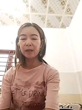 Sexy-ladyboobs20 online show from 10/31/25, 01:39