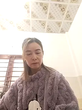 Sexy-ladyboobs20 online show from 12/19/25, 01:34