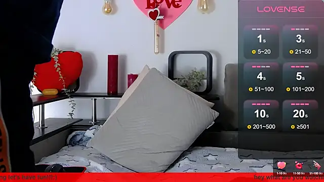 Snapshot of CarterCole chatting on 02/17/25, 10:29 CarterCole online show from 02/17/25, 10:29