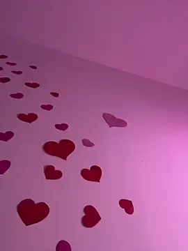 izanmiller2001 online show from 04/24/26, 02:36