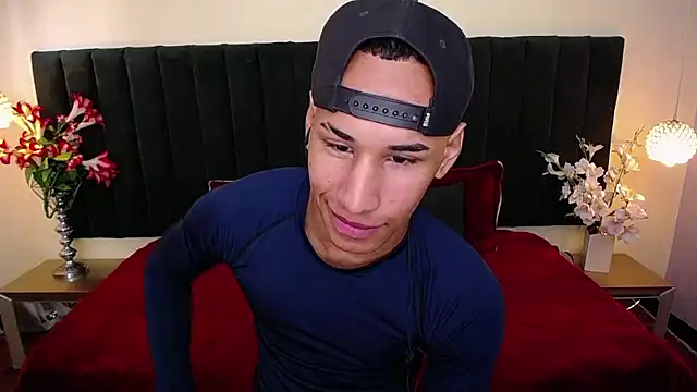 soft attraction online show from 01/10/26, 07:59