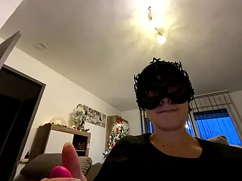 Marilou1983 online show from 01/12/26, 04:12