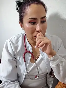 Snapshot of Sweet__Nurse1 chatting on 03/16/25, 09:38 Sweet Nurse1 online show from 03/16/25, 09:38