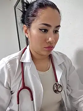 Snapshot of Sweet__Nurse1 chatting on 03/18/25, 05:52 Sweet Nurse1 online show from 03/18/25, 05:52