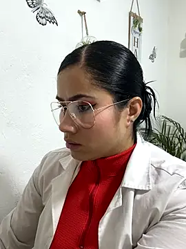 Snapshot of Sweet__Nurse1 chatting on 10/03/25, 04:04 Sweet Nurse1 online show from 10/03/25, 04:04