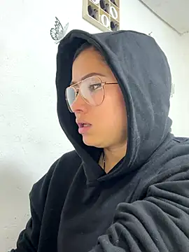 Sweet  Nurse1 online show from 11/23/25, 05:02