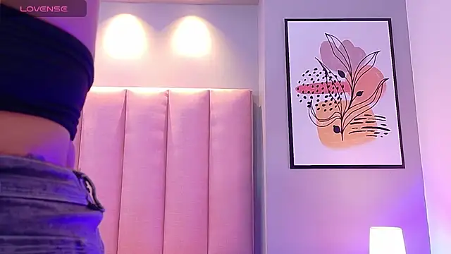 KeilyRoss online show from 11/27/25, 08:33