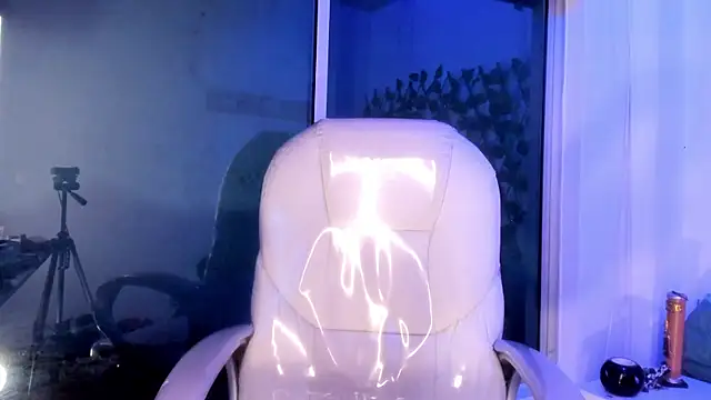 Vic beckeer online show from 02/17/25, 05:25