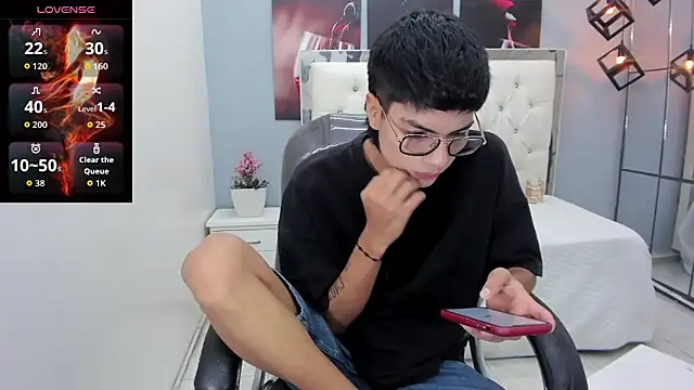 Snapshot of Noha_scott chatting on 03/03/26, 11:43 Noha scott online show from 03/03/26, 11:43