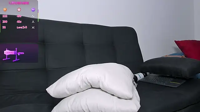 Jerry woolley online show from 11/26/25, 02:29