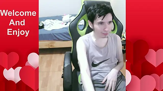 Twink martinboy online show from 04/21/26, 09:06