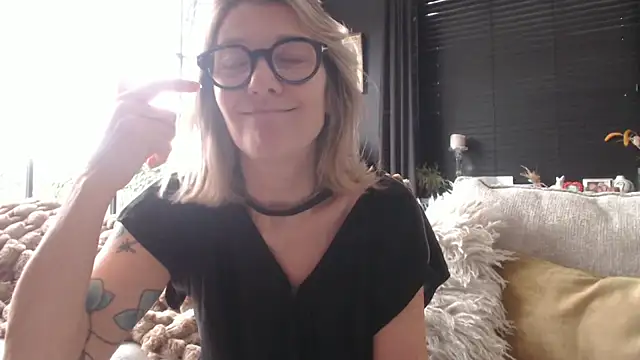 godinflower online show from 02/11/26, 09:36