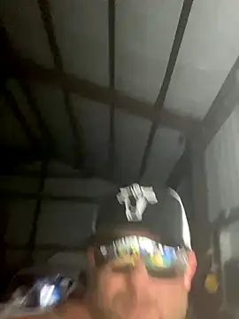 rocket8669 online show from 10/16/25, 04:46