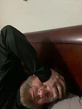 rocket8669 online show from 02/04/26, 06:08