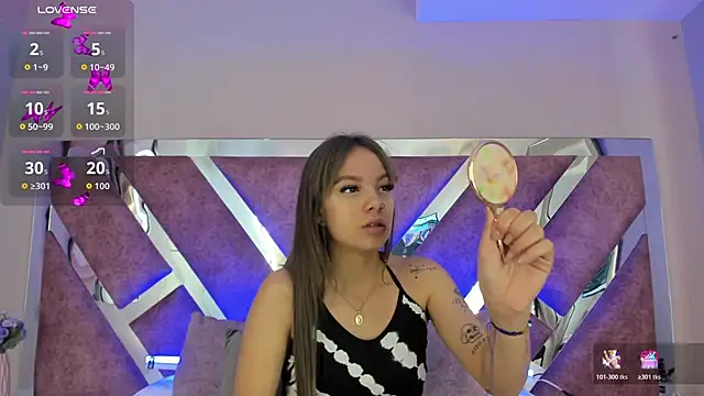 AmmyJones  online show from 11/16/25, 02:44