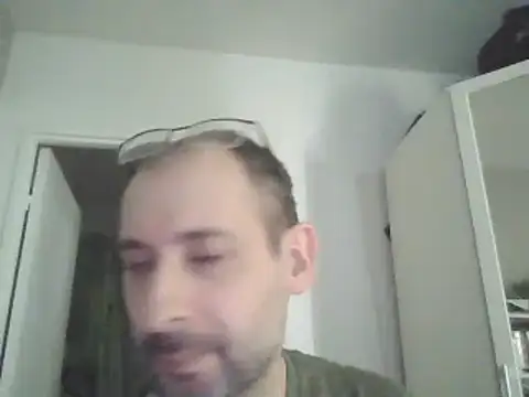 Snapshot of JohnFlask02 chatting on 03/06/25, 02:29 JohnFlask02 online show from 03/06/25, 02:29